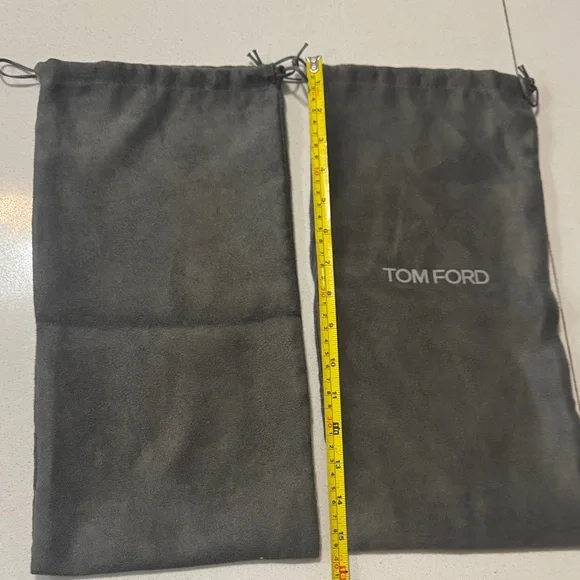 Tom Ford Gray ultra suede dust Bags - Picture 7 of 7